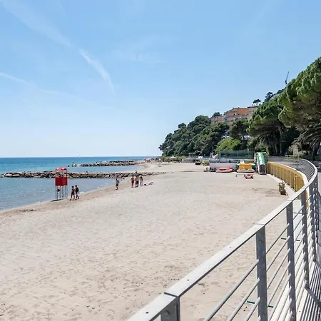 Casa Teresa With Sea View Διαμέρισμα Laigueglia